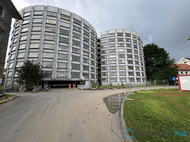 Lokacija: Ljubljana mesto, Center, Poljane