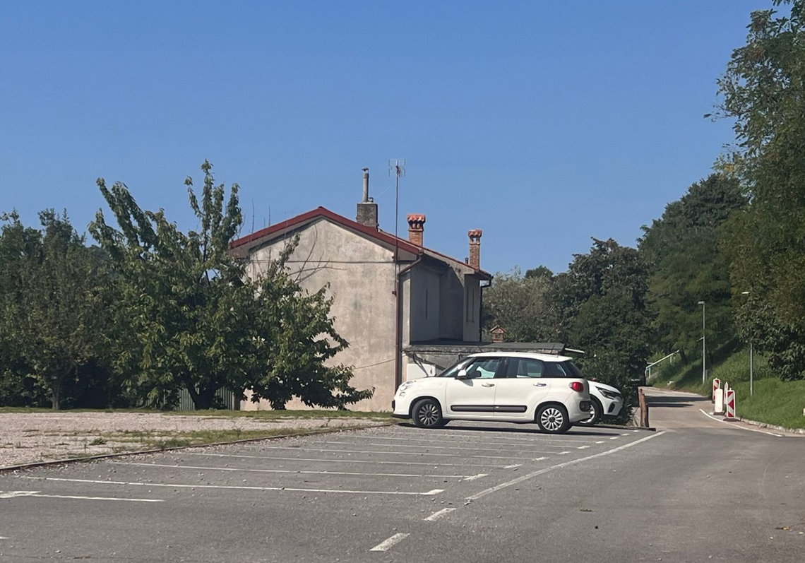 Lokacija: Obalno - kraška, Koper, Dekani