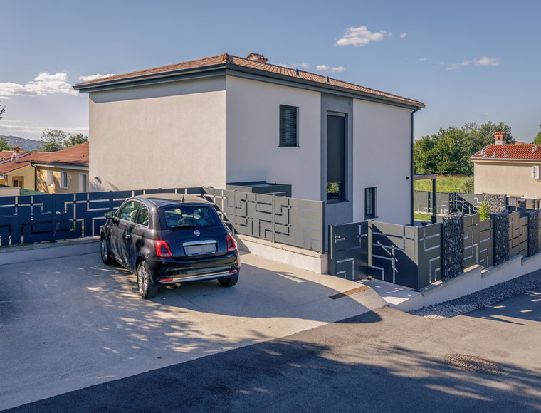 Lokacija: Obalno - kraška, Koper, Prade