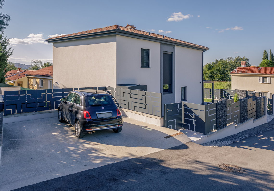 Lokacija: Obalno - kraška, Koper, Prade