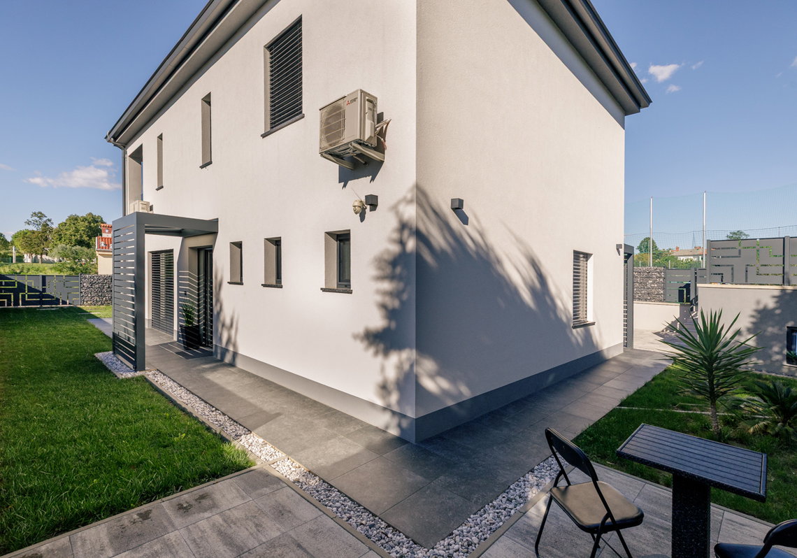 Lokacija: Obalno - kraška, Koper, Prade