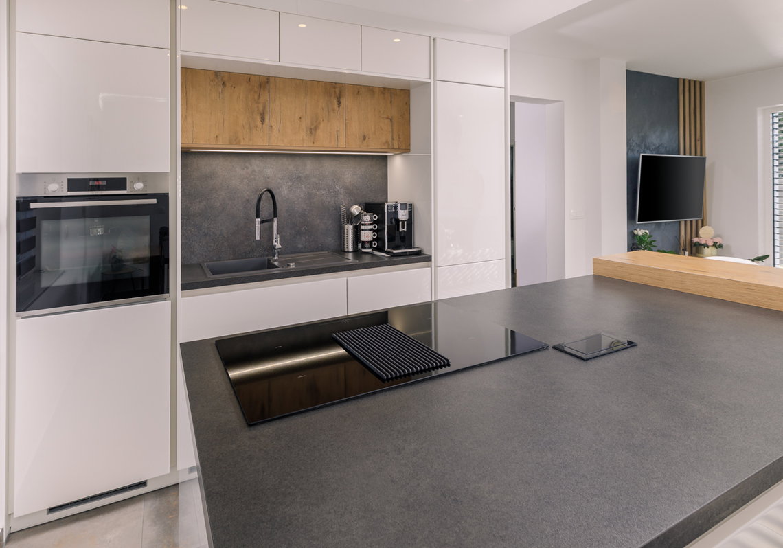 Lokacija: Obalno - kraška, Koper, Prade