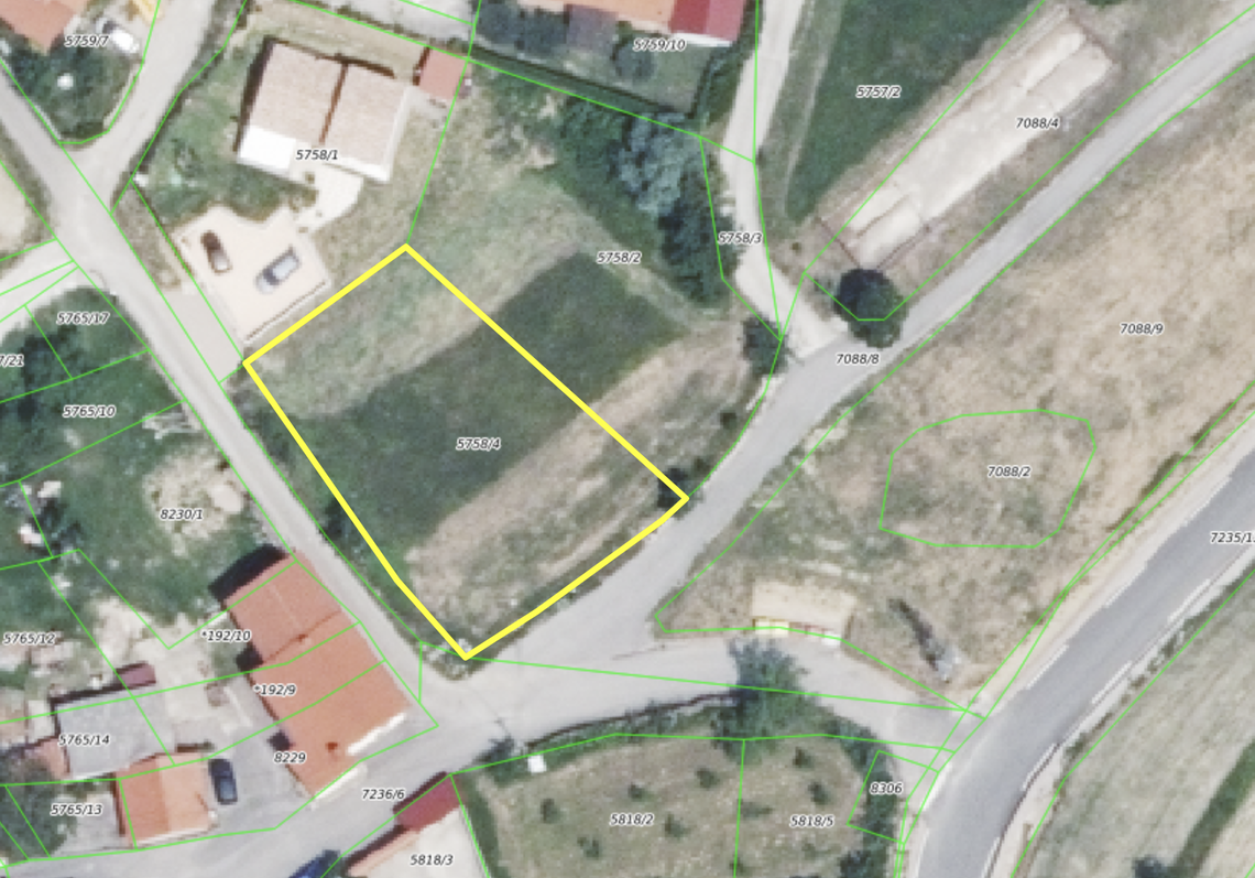 Lokacija: Obalno - kraška, Koper, Butari