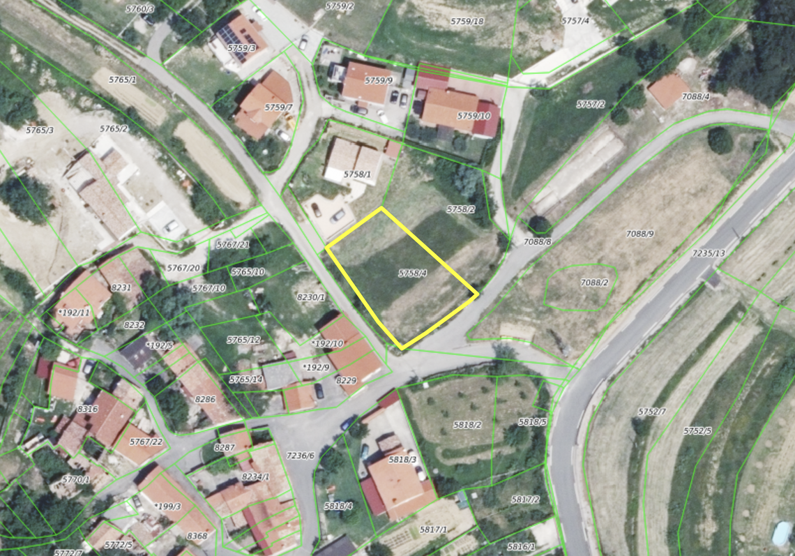 Lokacija: Obalno - kraška, Koper, Butari