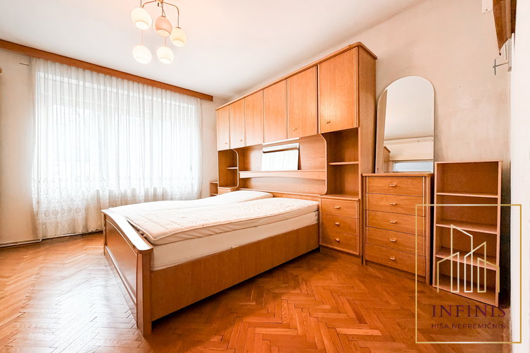 Lokacija: Savinjska, Celje, Celje