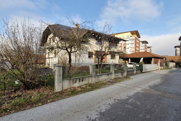 Lokacija: Ljubljana okolica, Domžale, Domžale