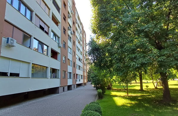 Lokacija: Podravska, Maribor, Tezno