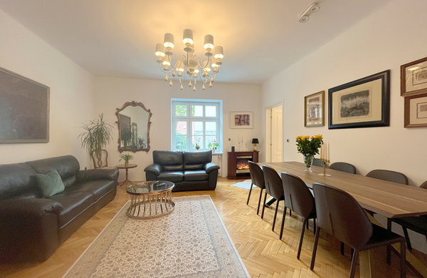 Lokacija: Ljubljana mesto, Center