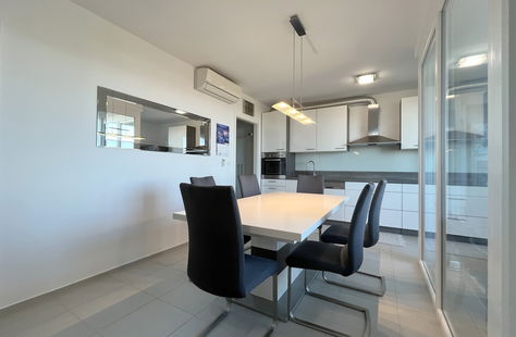 Obalno - kraška, Izola, Livade, Prodaja, Stanovanje, 2-sobno, 65.3 m<sup>2</sup>, 2013