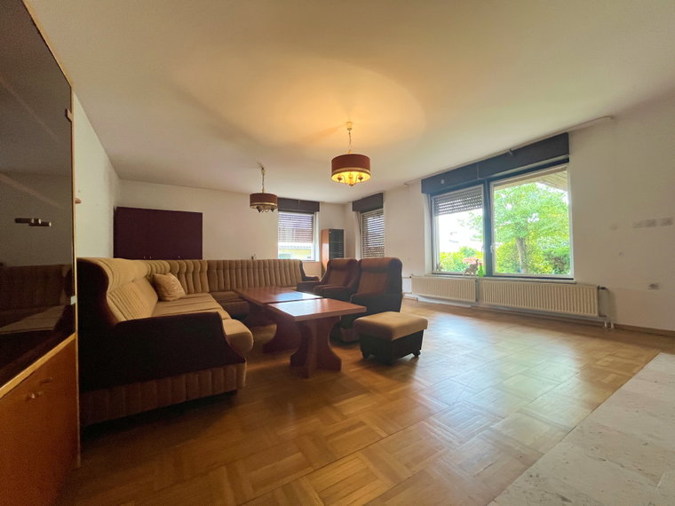 Lokacija: Ljubljana okolica, Škofljica, Škofljica