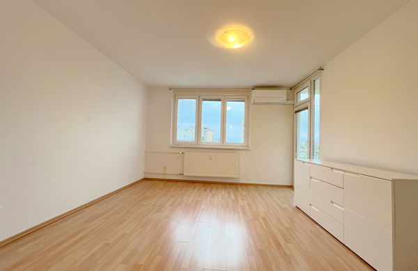 Lokacija: Ljubljana mesto, Šiška, Zg. Šiška