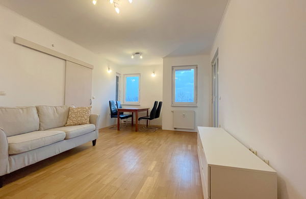 Lokacija: Ljubljana mesto, Center, Poljane