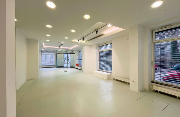 Lokacija: Ljubljana mesto, Center, Tabor