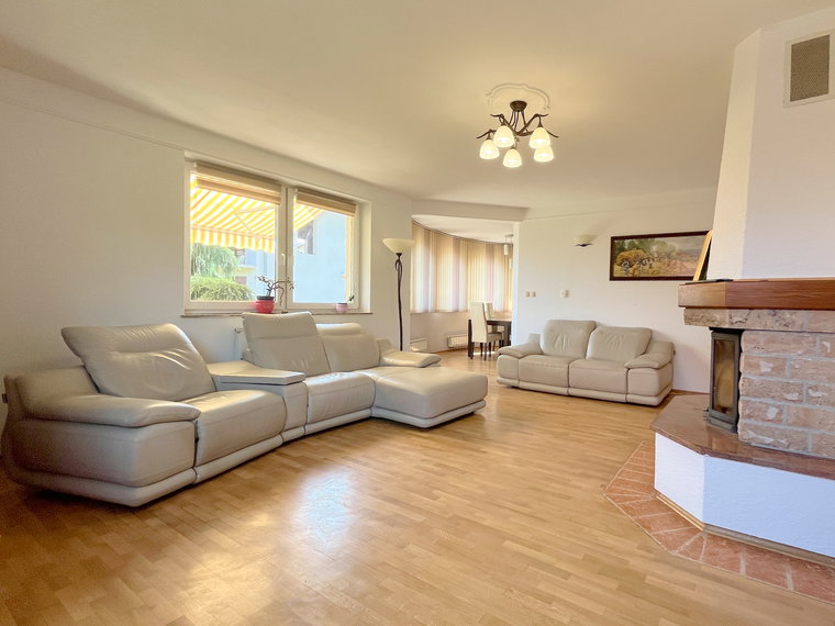 Lokacija: Savinjska, Celje, Lopata