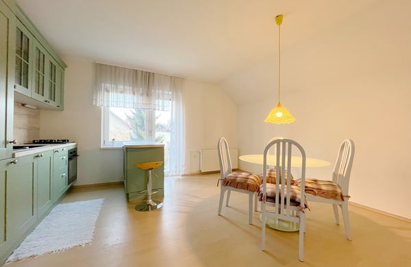 Lokacija: Ljubljana mesto, Šiška, Šiška