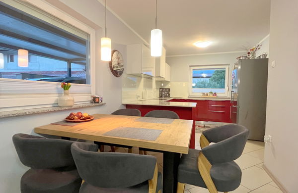 Lokacija: Ljubljana okolica, Ig, Tomišelj