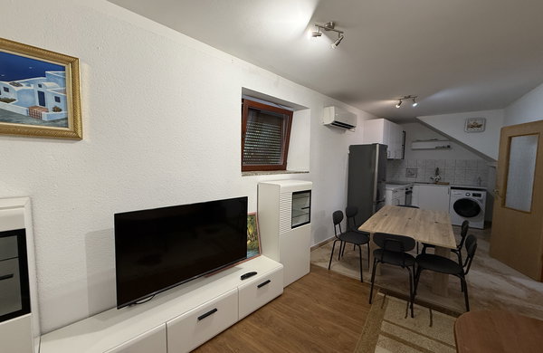 Lokacija: Hrvaška, Istarska županija, Buje