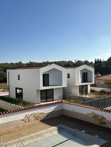 Location: Hrvaška, Istarska županija, Buje, Kaštel