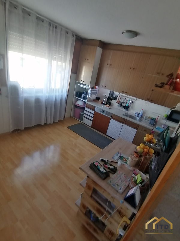 Location: Gorenjska, Šenčur, Prebačevo