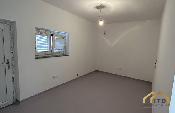 Location: Ljubljana City, Šiška, Šentvid