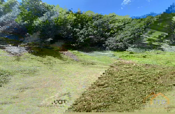 Lokacija: Gorenjska, Naklo, Okroglo