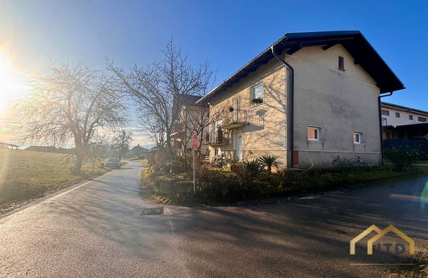 Lokacija: Gorenjska, Kranj, Stražišče