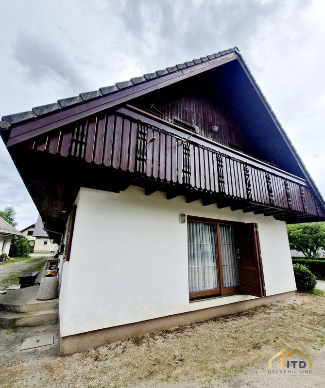 Lokacija: Gorenjska, Radovljica, Hlebce