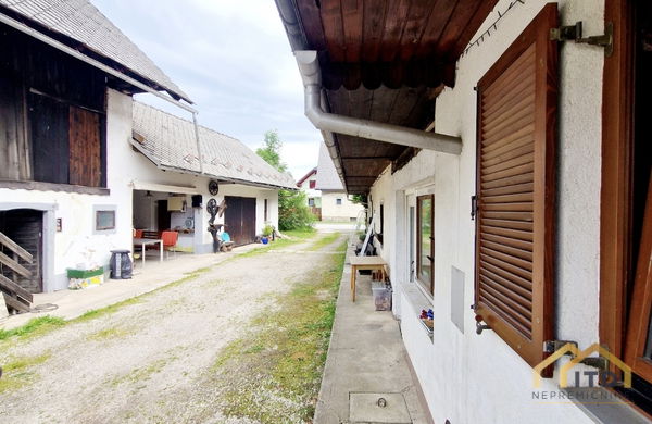 Lokacija: Gorenjska, Radovljica, Hlebce