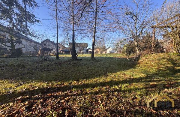 Lokacija: Gorenjska, Kranj, Stražišče