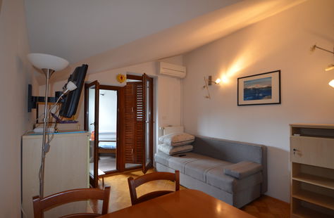 Obalno - kraška, Piran, Lucija, Oddaja, Stanovanje, 1-sobno, 44.7 m<sup>2</sup>, 1988