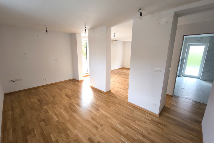Location: Ljubljana okolica, Ivančna Gorica, Višnja Gora