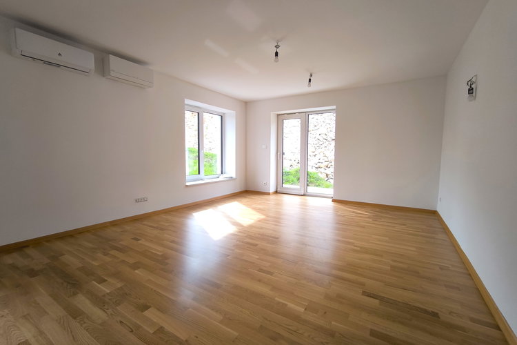 Location: Ljubljana okolica, Ivančna Gorica, Višnja Gora