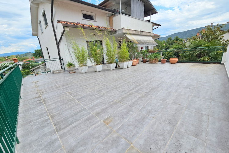 Ubicación: Obalno - kraška, Koper, Šalara