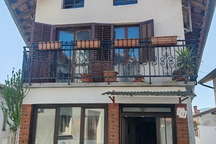 Lokacija: Goriška, Nova Gorica, Prvačina