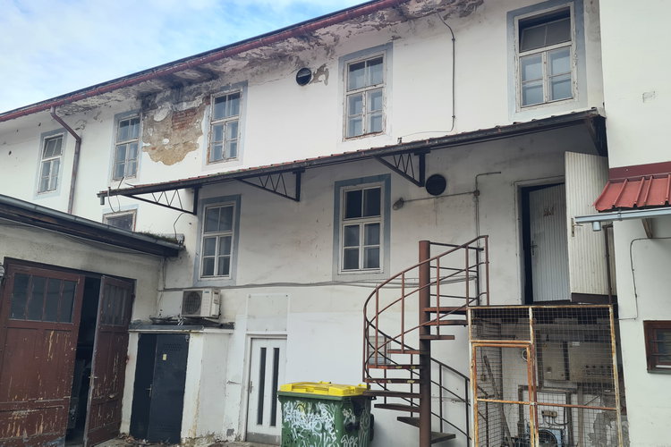 Nepremičnina: Prodaja, Poslovni prostor, Pisarna Lokacija: Podravska, Maribor, Center