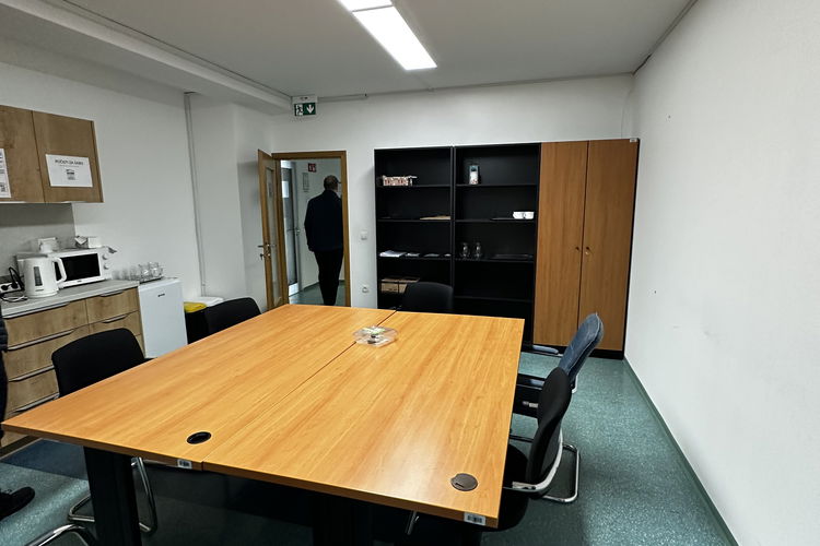 Nepremičnina: Prodaja, Poslovni prostor, Poslovni kompleks Lokacija: Ljubljana mesto, Bežigrad, Bežigrad