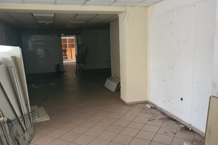 Nepremičnina: Prodaja, Poslovni prostor, Pisarna Lokacija: Podravska, Maribor, Center