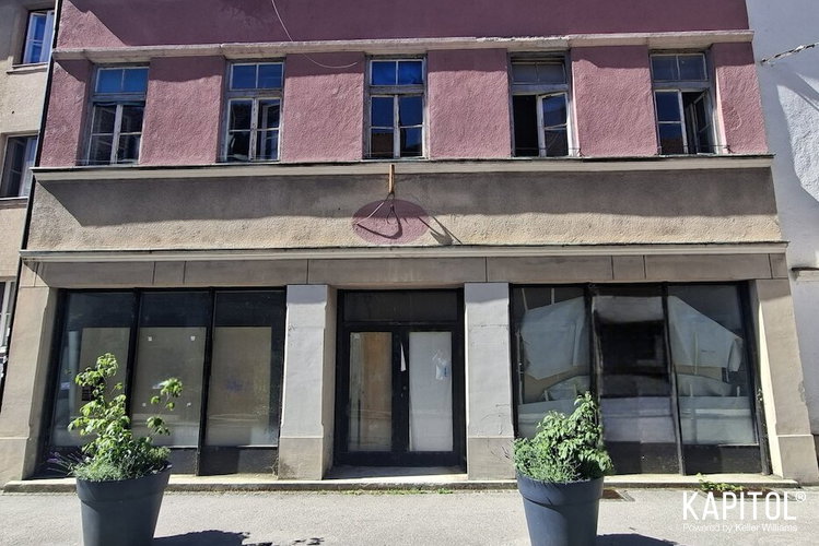 Lokacija: Savinjska, Celje, Center