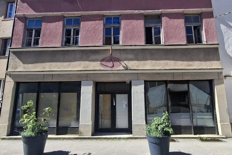 Lokacija: Savinjska, Celje, Celje