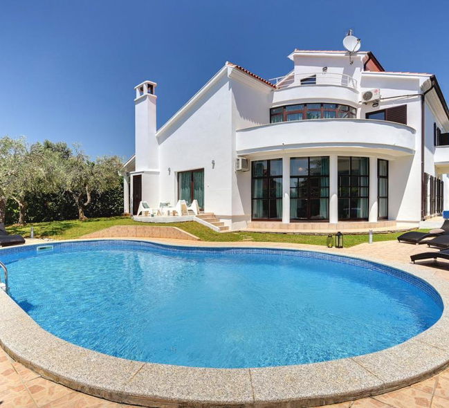 Location: Hrvaška, Istarska županija, Medulin