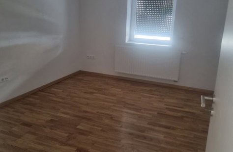 Podravska, Maribor, Studenci, Oddaja, Stanovanje, 3-sobno, 80 m<sup>2</sup>, 1968