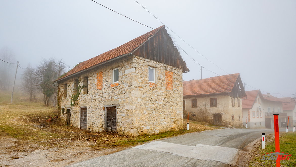 Nepremičnina: Prodaja, Hiša, Samostojna Lokacija: Jugovzhodna Slovenija, Črnomelj, Dalnje Njive