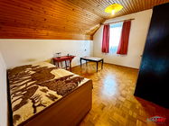 Lokacija: Jugovzhodna Slovenija, Metlika, Metlika