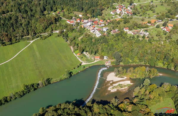 Lokacija: Jugovzhodna Slovenija, Črnomelj, Damelj