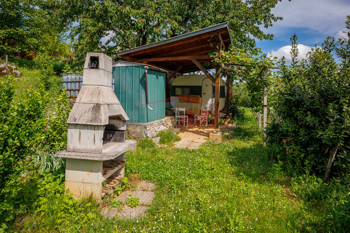 Lokacija: Jugovzhodna Slovenija, Črnomelj, Mavrlen