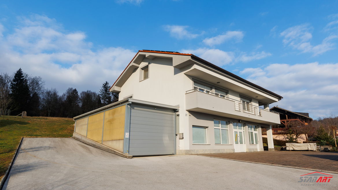 Lokacija: Jugovzhodna Slovenija, Metlika, Podzemelj