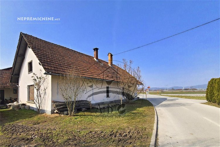 Lokacija: Ljubljana okolica, Trzin, Trzin