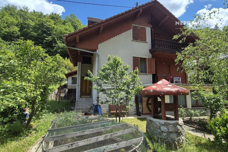 Ubicación: Ljubljana okolica, Litija, Jevnica