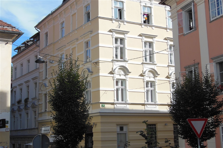 Lokacija: Ljubljana, Center, Center