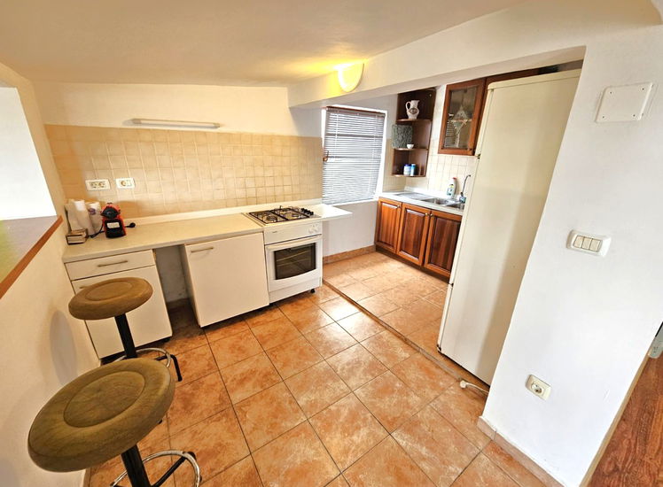 Lokacija: Obalno - kraška, Koper, Šmarje